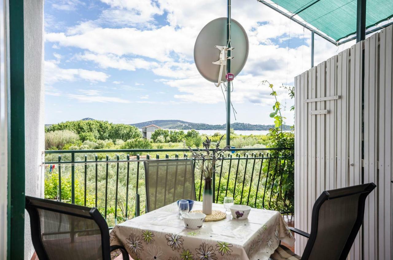 Apartments Sunset Beach Водице Экстерьер фото